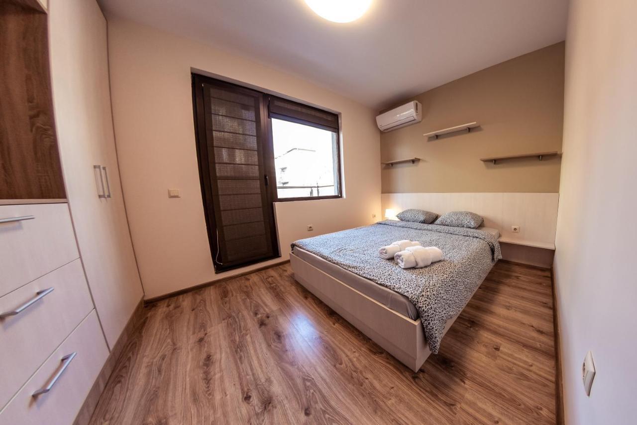 Bright 1Bdr Apartment With A Balcony Sófia Exterior foto