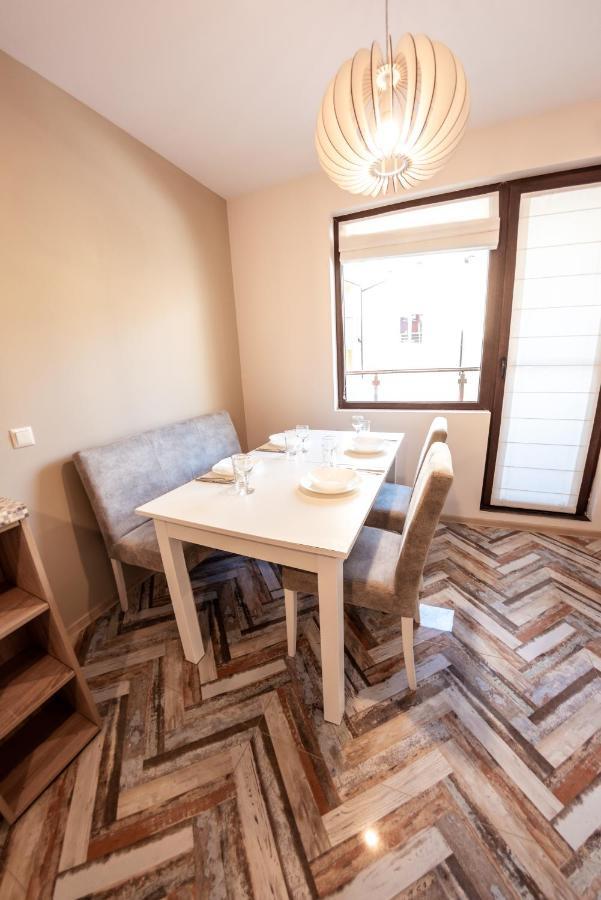 Bright 1Bdr Apartment With A Balcony Sófia Exterior foto